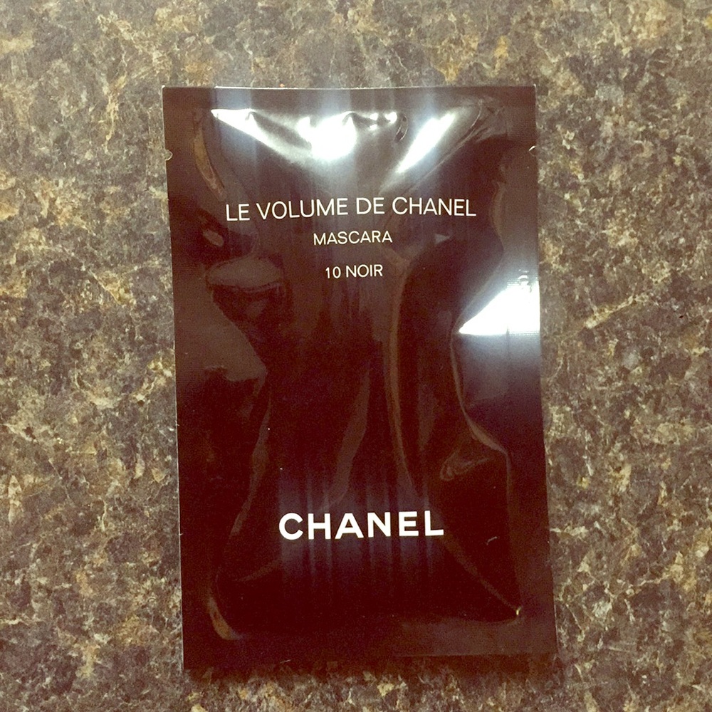 Le Volume De Chanel Mascara 10 noir